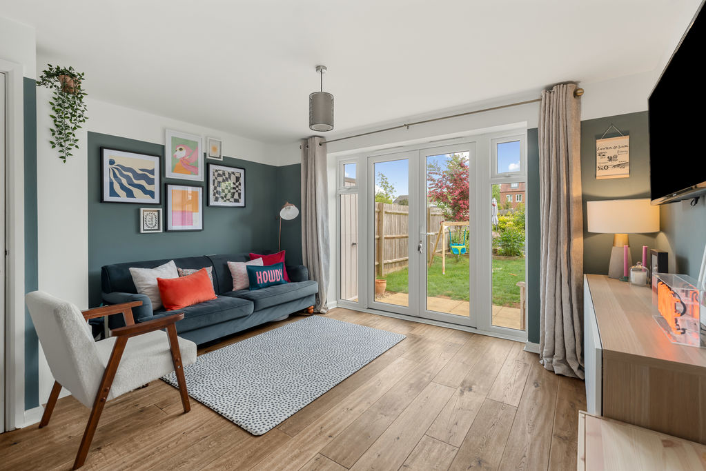 Pargeter Close Adderbury
